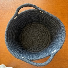 【レディース】UNIQLOスウェットXL下とカゴの画像