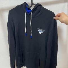 ARMANI パーカーの画像