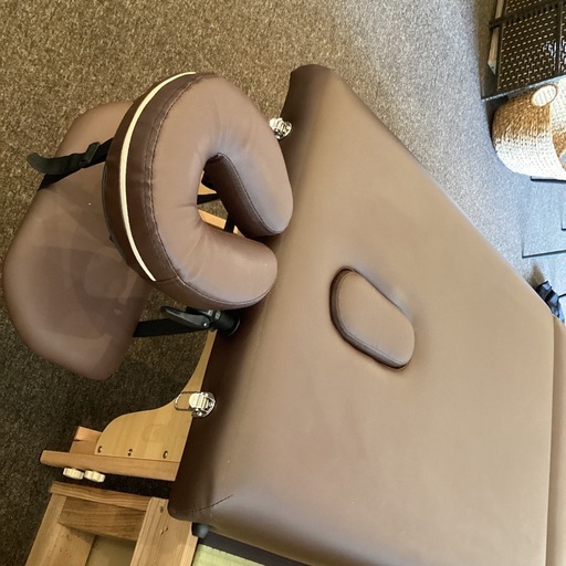 【中古品】折りたたみマッサージベッド
