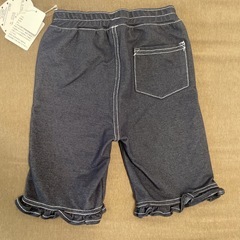 【新品未使用】半ズボン　デニム生地風　女110の画像