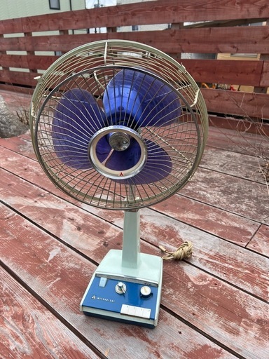 【値下】三菱扇風機 稼働確認済 ブルー系 昭和レトロ  城南区七隈駅付近 駐車場あり