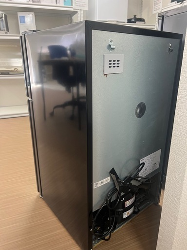 2021年製！アイリスオオヤマ　ノンフロン81L冷凍冷蔵庫　PRC-B082DM
