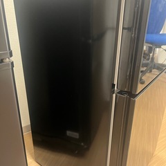 アイリスオオヤマ　ノンフロン81L冷凍冷蔵庫　PRC-B082DMの画像