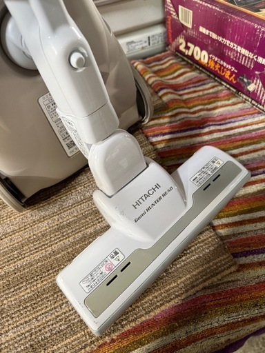 日立 掃除機 紙パック式 日本製 強力パワー620W 床質検知 自走式 小型軽量ボディ CV-PF90 N シャンパンゴールド
