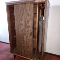 木製下駄箱の画像