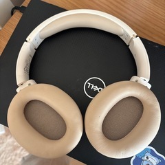 ヘッドフォン