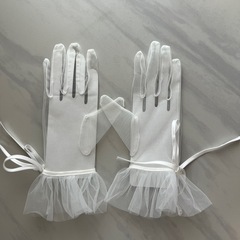 【結婚式】手袋とベールの画像