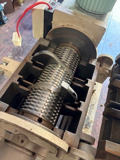 粉砕機３相２００Ｖ