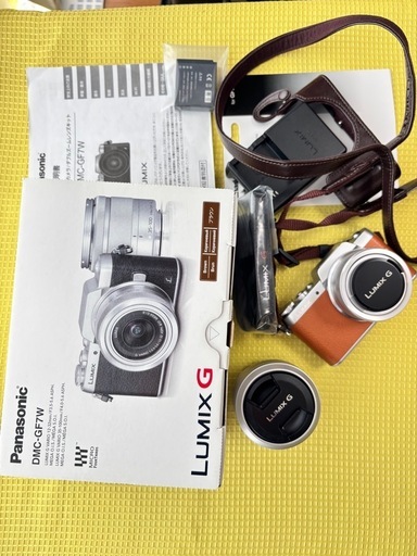 お話し中?Panasonic LUMIX GF7W ダブルレンズ 美品 自撮りミラーレス 純正ケース付 