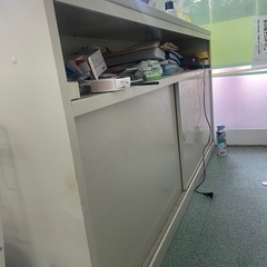 【10,000円】受付カウンター（白・木目天板）｜教室・オフィス・サロン等に｜京都市西京区の画像