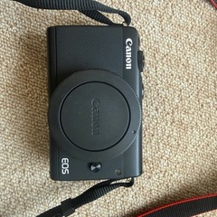 Canon キャノン EOS M100 望遠レンズ付きセットの画像