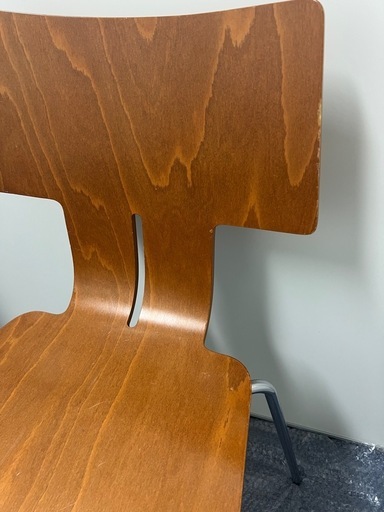 イタリア Calligaris（カリガリス）社製のスタッキングチェア②