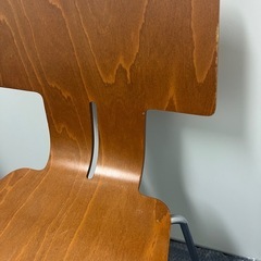 イタリア Calligaris（カリガリス）社製のスタッキングチェア②
の画像