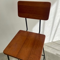 カウンターハイチェアの画像