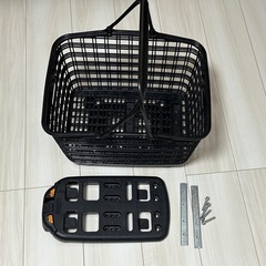 自転車にセットできる買い物カゴの画像