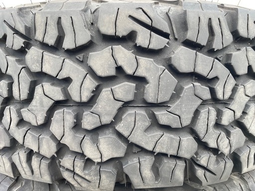 【決まりました】BF Goodrich 215/70R16 All-Terrain　T/A KO2