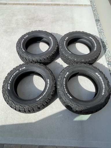 【決まりました】BF Goodrich 215/70R16 All-Terrain　T/A KO2