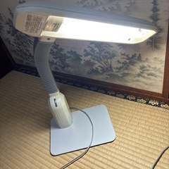 電気スタンドの画像