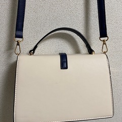 ショルダーバッグの画像