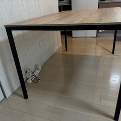 【0円】ダイニングテーブル 150×90 高さ75cm
の画像