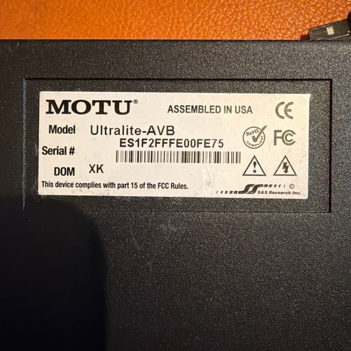 UltraLite AVB MOTU
