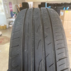 無料タイヤ　215/50R18【4320】の画像