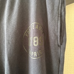 スエットパンツ紺色の画像