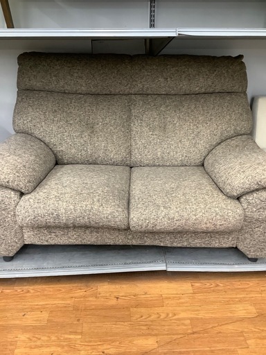 【軽トラック無料貸出中！】2人掛けソファー入荷しました！
