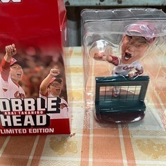 広島カープ　新井監督　ボブルヘッド人形の画像