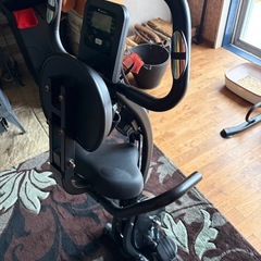 【美品】フィットネスバイク 折りたたみ式 静音 背もたれ・エクササイズバンド付　MERACH S05の画像