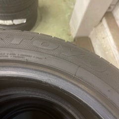 無料タイヤ　215/50R17【3520】※ヒビ有の画像