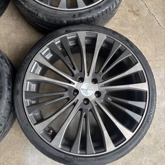 ROJAMホイール19インチタイヤ付き の画像