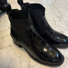 ショートブーツ　黒の画像