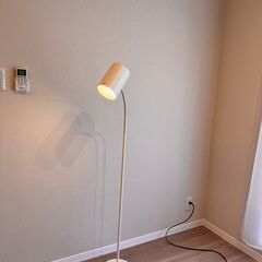 ニトリ　フロアランプの画像