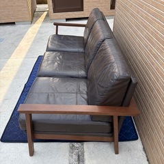 ３人がけソファオーク材使用の画像