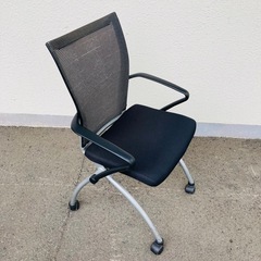 オフィスチェア　セミナーチェア　キャスター付　黒の画像
