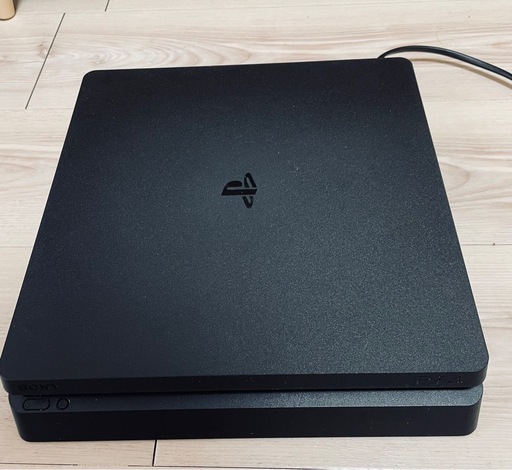 PS4本体 500GB + ソフト6本セット / 動作良好 / すぐ遊べます