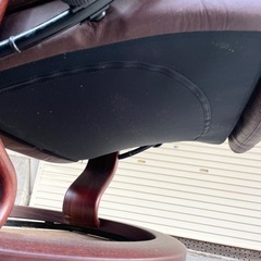 ストレスレス　リクライニングチェアの画像