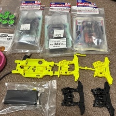 1️⃣【タミヤ　ミニ四駆まとめ売り中古、未開封品】の画像