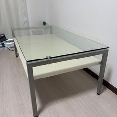 ニトリ　ガラステーブルの画像