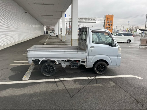 軽トラ用？12インチホイール付きタイヤ