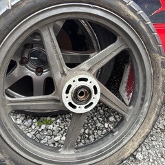 ゼファー400 ホイールの画像