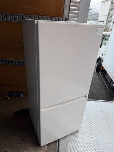 NO B864?福岡市内配送設置無料✨?AQUA アクア 冷蔵庫（168L・右開き） ミルク AQR-17M（W）2022年式
