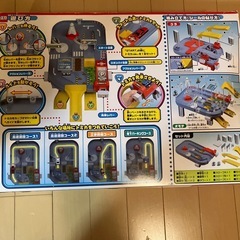 トミカ トミカでしゅっぱつ! ガチャガチャアクションシティーの画像