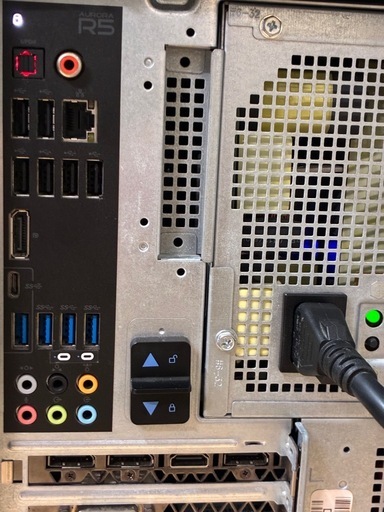 【完動品】Dell Alienware Aurora R5 ゲーミングPC
