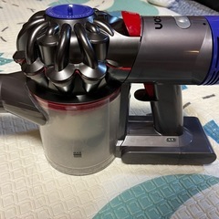 〖譲り先決まりました〗ダイソン コードレス掃除機の画像