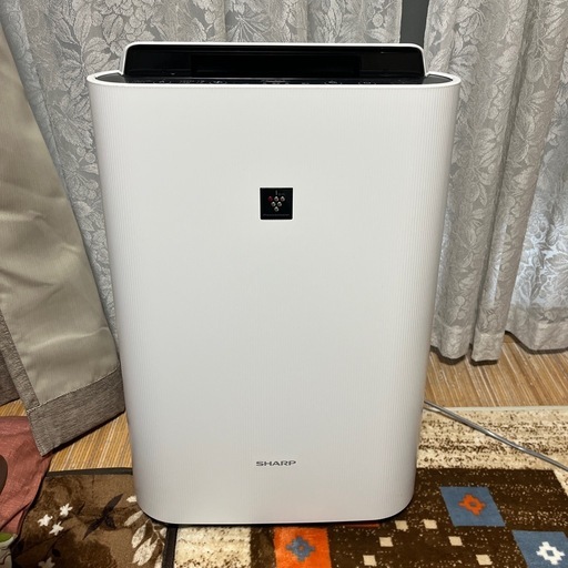ほぼ未使用品　シャープ SHARP 空気清浄機  KC-S50