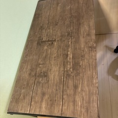 机/ゲーミングデスクの画像