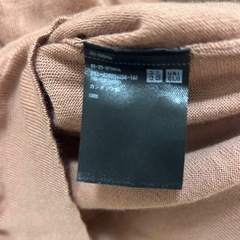 UNIQLOユニクロ長袖トップスの画像