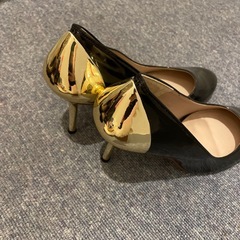 黒パンプス(24サイズ相当)の画像